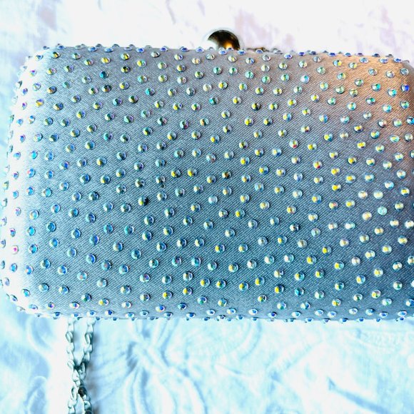 New Silver Evening Purse decorated with rainbow rhinestones - Picture 6 of 11
